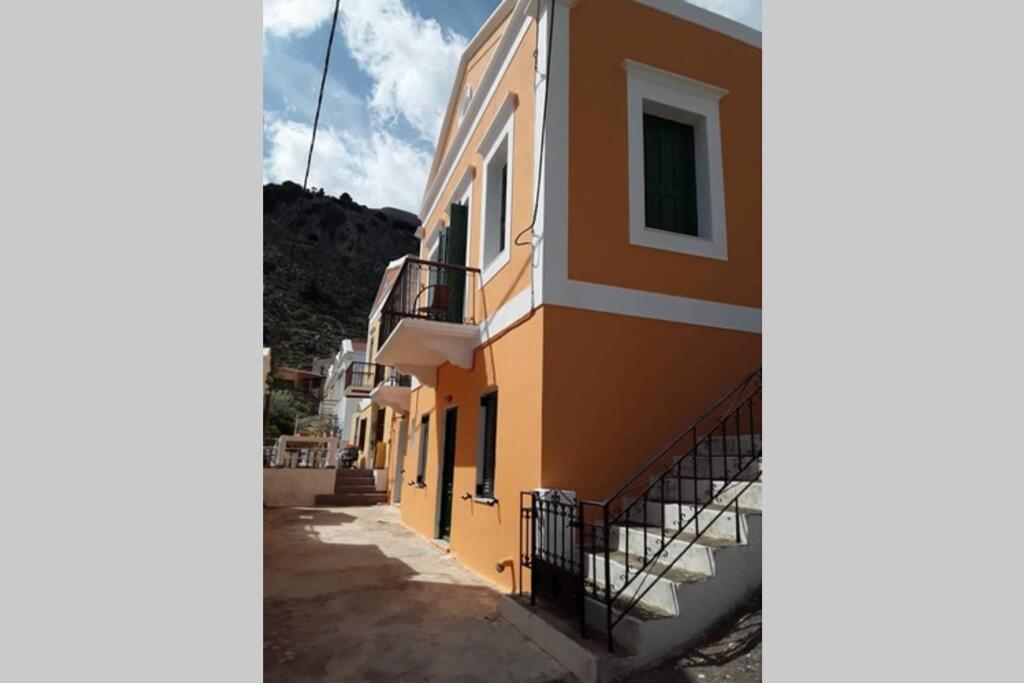 Giorgina'S House Symi Exterior photo