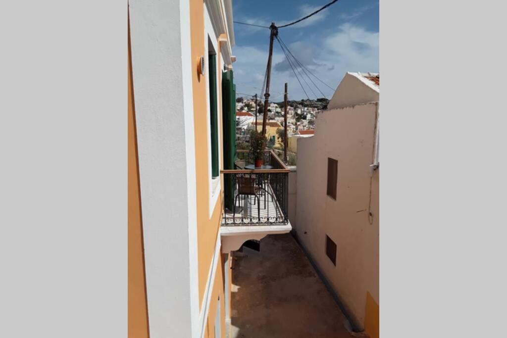 Giorgina'S House Symi Exterior photo