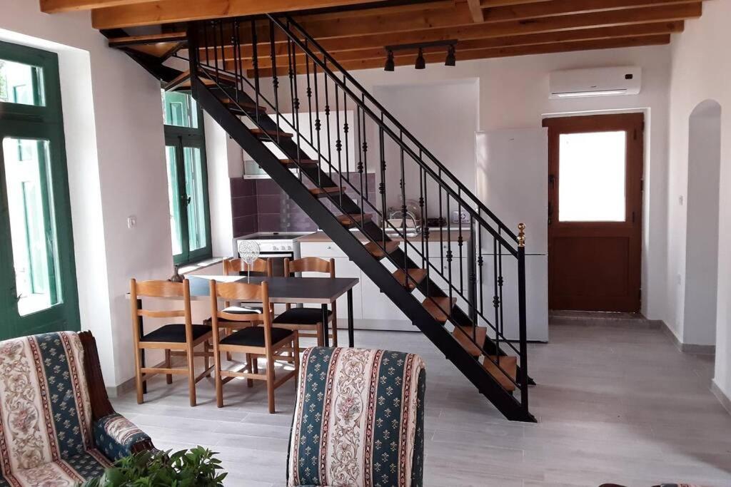 Giorgina'S House Symi Exterior photo